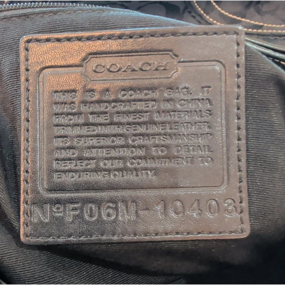 Coach Black Signature Leather And Fabric Crossbody Shoulder Handbag Purse